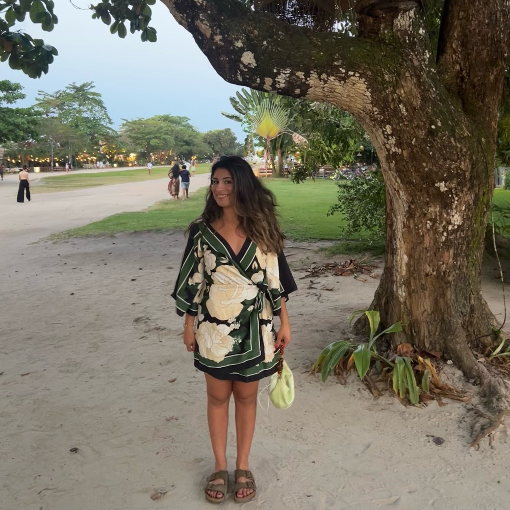 Meet your Posher, Gabriela